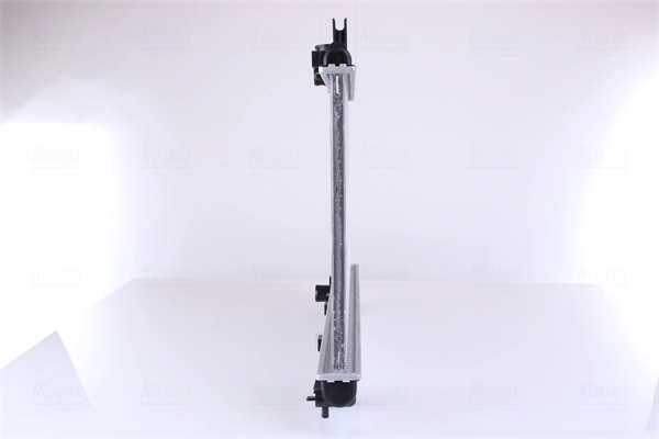 Радіатор основний Nissens 64806 ціна, від 54.13 USD
