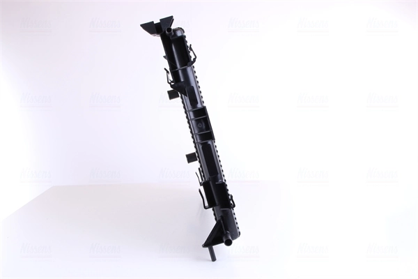 Радіатор основний Nissens 63764 ціна, від 107.85 USD