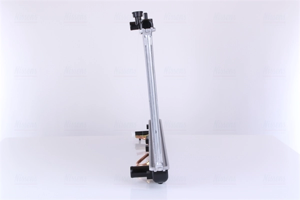 Радіатор основний Nissens 64630A ціна, від 91.11 USD