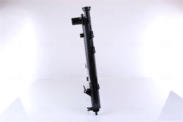 Радіатор основний Nissens 67466 ціна, від 135.64 USD