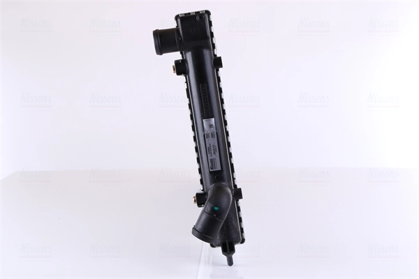 Радіатор основний Nissens 63989 ціна, від 46.50 USD