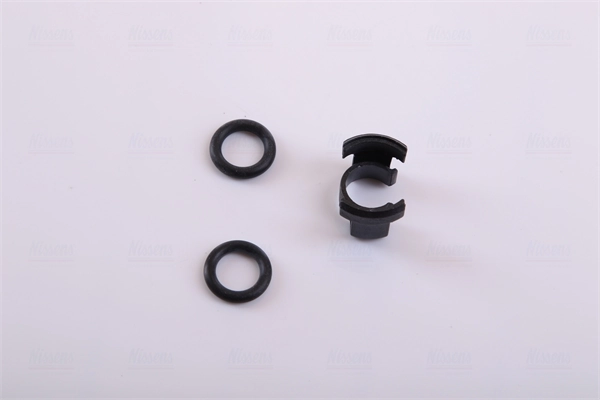  Радіатор кондиціонера Toyota Prius 