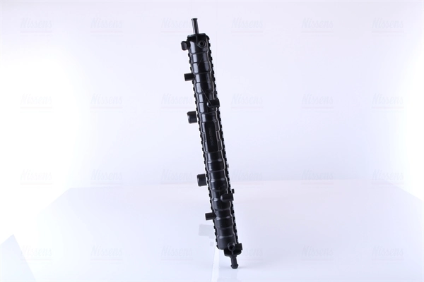 Радіатор основний Nissens 61786 ціна, від 57.93 USD