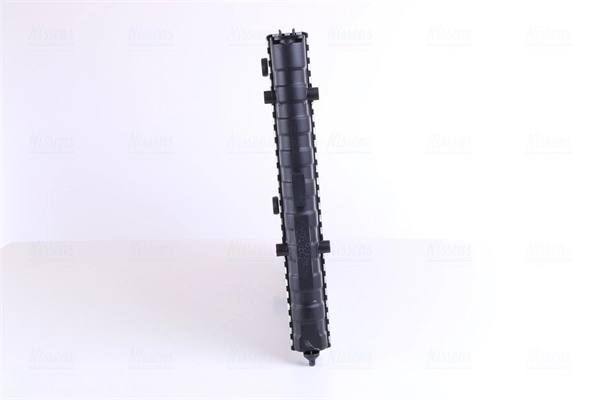 Радіатор основний Nissens 652451 ціна, від 45.30 USD