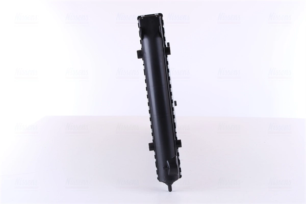 Радіатор основний Nissens 651111 ціна, від 49.22 USD