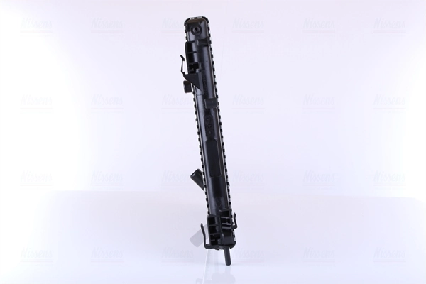 Радіатор основний Nissens 637931 ціна, від 49.66 USD