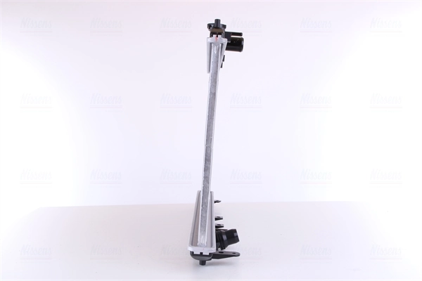 Радіатор основний Nissens 681377 ціна, від 100.30 USD