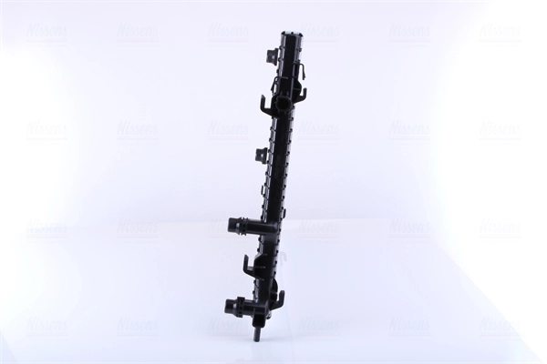 Радіатор основний Nissens 606218 ціна, від 122.71 USD