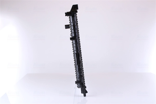 Радіатор основний Nissens 63832 ціна, від 55.45 USD
