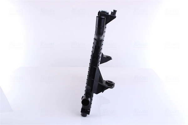 Радіатор основний Nissens 63835A ціна, від 88.23 USD