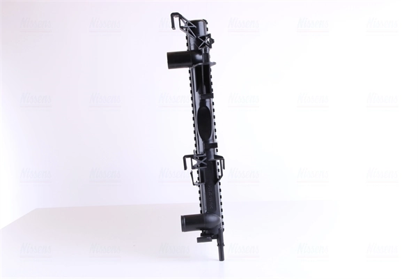 Радіатор основний Nissens 63813 ціна, від 64.25 USD