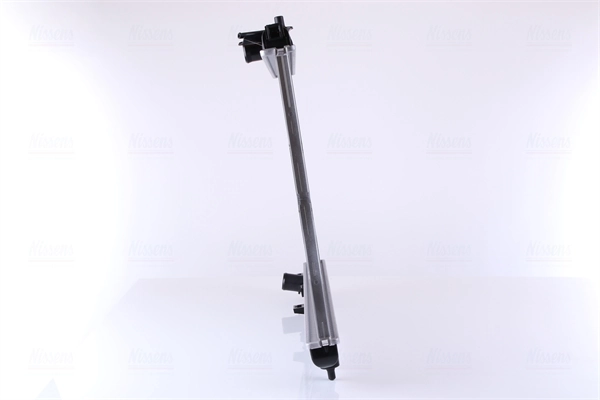 Радіатор основний Nissens 67031 ціна, від 162.75 USD