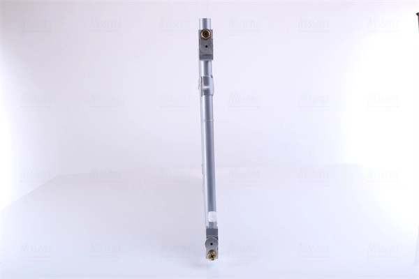 Радіатор кондиціонера 940135 Nissens