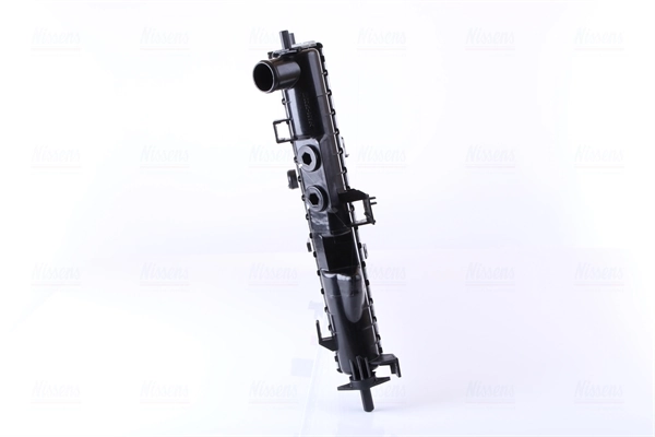 Радіатор основний Nissens 630771 ціна, від 63.04 USD