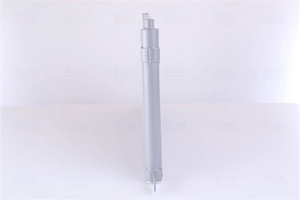 Радіатор кондиціонера 940061 Nissens