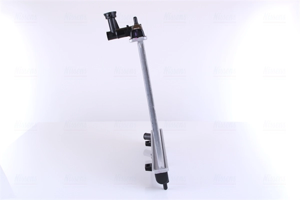 Радіатор основний Nissens 66760 ціна, від 73.98 USD