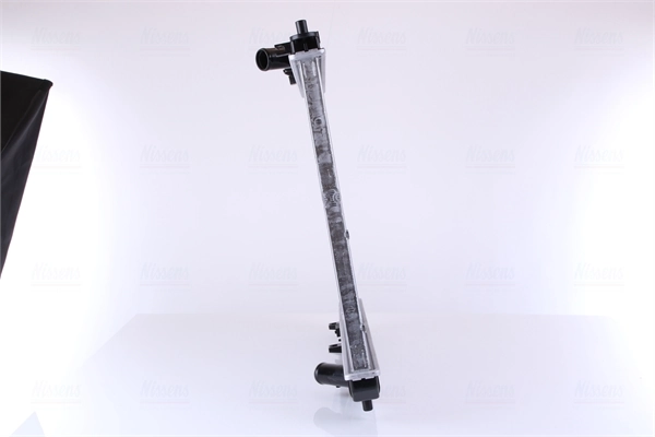 Радіатор основний Nissens 66639 ціна, від 131.90 USD