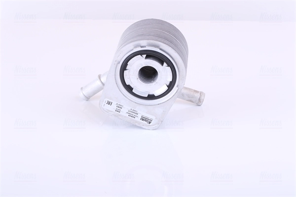 Радіатор масляний Nissens 90849 ціна, від 75.58 USD