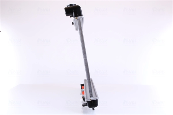 Радіатор основний Nissens 64186 ціна, від 82.84 USD
