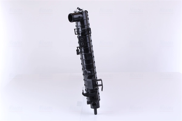 Радіатор основний Nissens 63111A ціна, від 68.82 USD