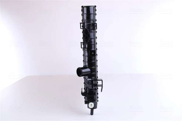 Радіатор основний Nissens 630702 ціна, від 90.62 USD