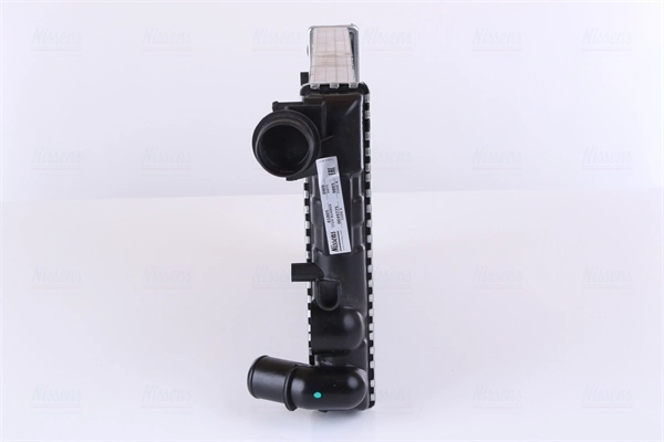 Радіатор основний Nissens 61805 ціна, від 29.15 USD