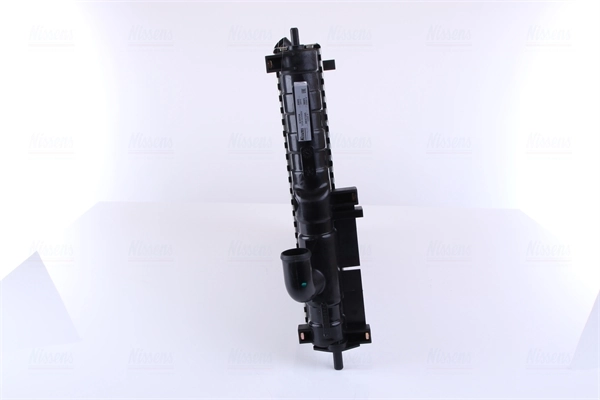 Радіатор основний Nissens 63019A ціна, від 94.07 USD
