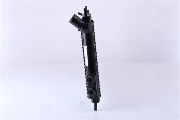 Радіатор основний Nissens 632921 ціна, від 59.08 USD