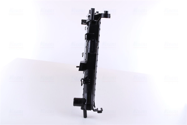 Радіатор основний Nissens 62073A ціна, від 92.77 USD