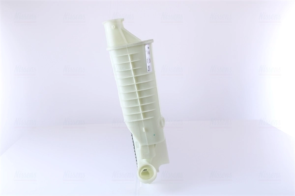 Радіатор основний Nissens 635181 ціна, від 64.34 USD