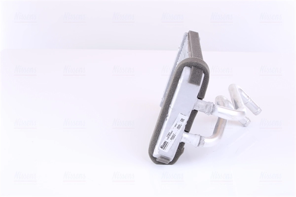 Купити 77507 Nissens Теплообмінник