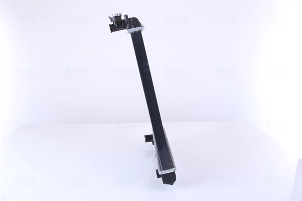 Радіатор основний Nissens 67500A ціна, від 50.94 USD