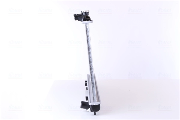 Радіатор основний Nissens 64775 ціна, від 76.27 USD