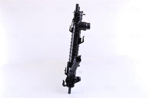 Радіатор основний Nissens 69223 ціна, від 44.77 USD