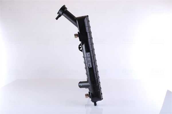 Радіатор основний Nissens 69215 ціна, від 274.66 USD