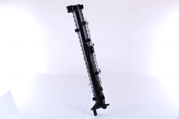 Радіатор основний Nissens 63818A ціна, від 121.35 USD