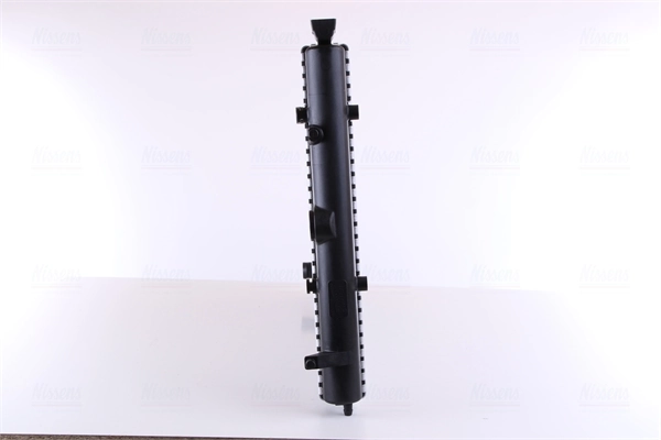 Радіатор основний Nissens 65273A ціна, від 102.94 USD