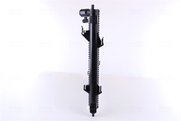 Радіатор основний Nissens 67076 ціна, від 107.75 USD