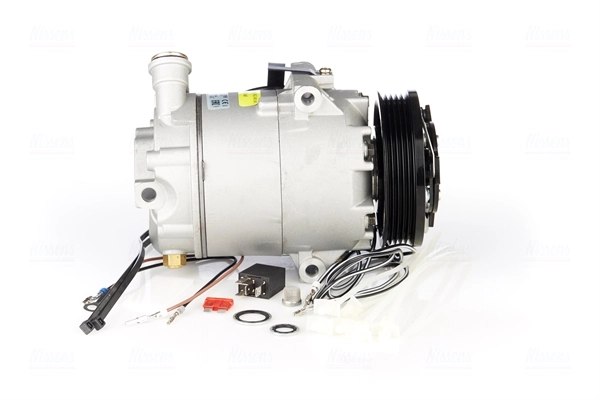 Компресор кондиціонера 93190261 Peugeot/Citroen