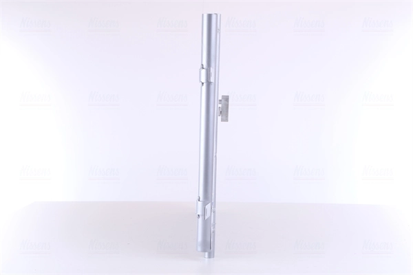 Радіатор кондиціонера 940584 Nissens