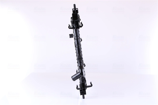 Радіатор основний Nissens 61679 ціна, від 47.26 USD