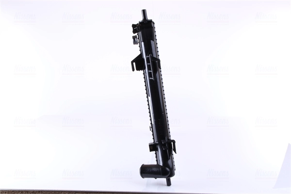 Радіатор основний Nissens 67605 ціна, від 76.29 USD