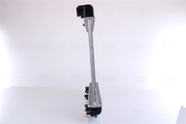 Радіатор основний Nissens 67706A ціна, від 49.60 USD