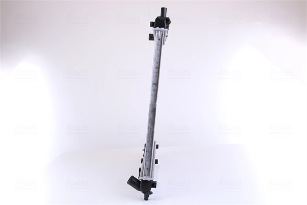 Радіатор основний Nissens 61642 ціна, від 98.21 USD