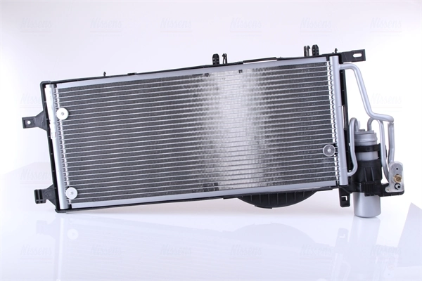 Радіатор кондиціонера E6239 HELLA