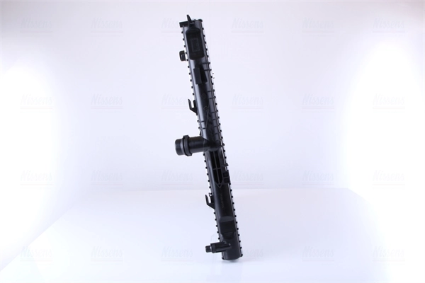Радіатор основний Nissens 60811 ціна, від 175.89 USD