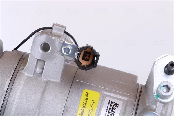 Компресор кондиціонера 92600EA20A Nissan/Infiniti
