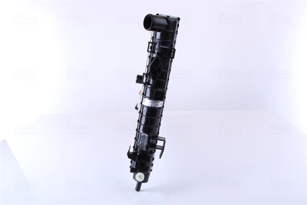 Радіатор основний Nissens 63027A ціна, від 72.39 USD