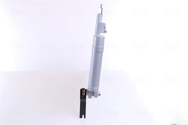 Конденсатор кондиціонера Chrysler 7812A173 ціна, від 70.41 USD