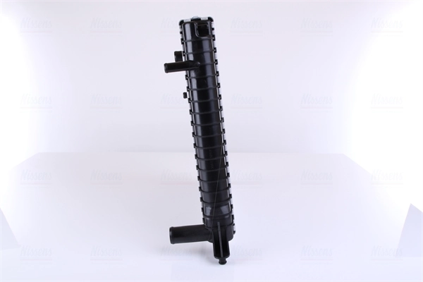 Радіатор основний Nissens 65518 ціна, від 119.86 USD